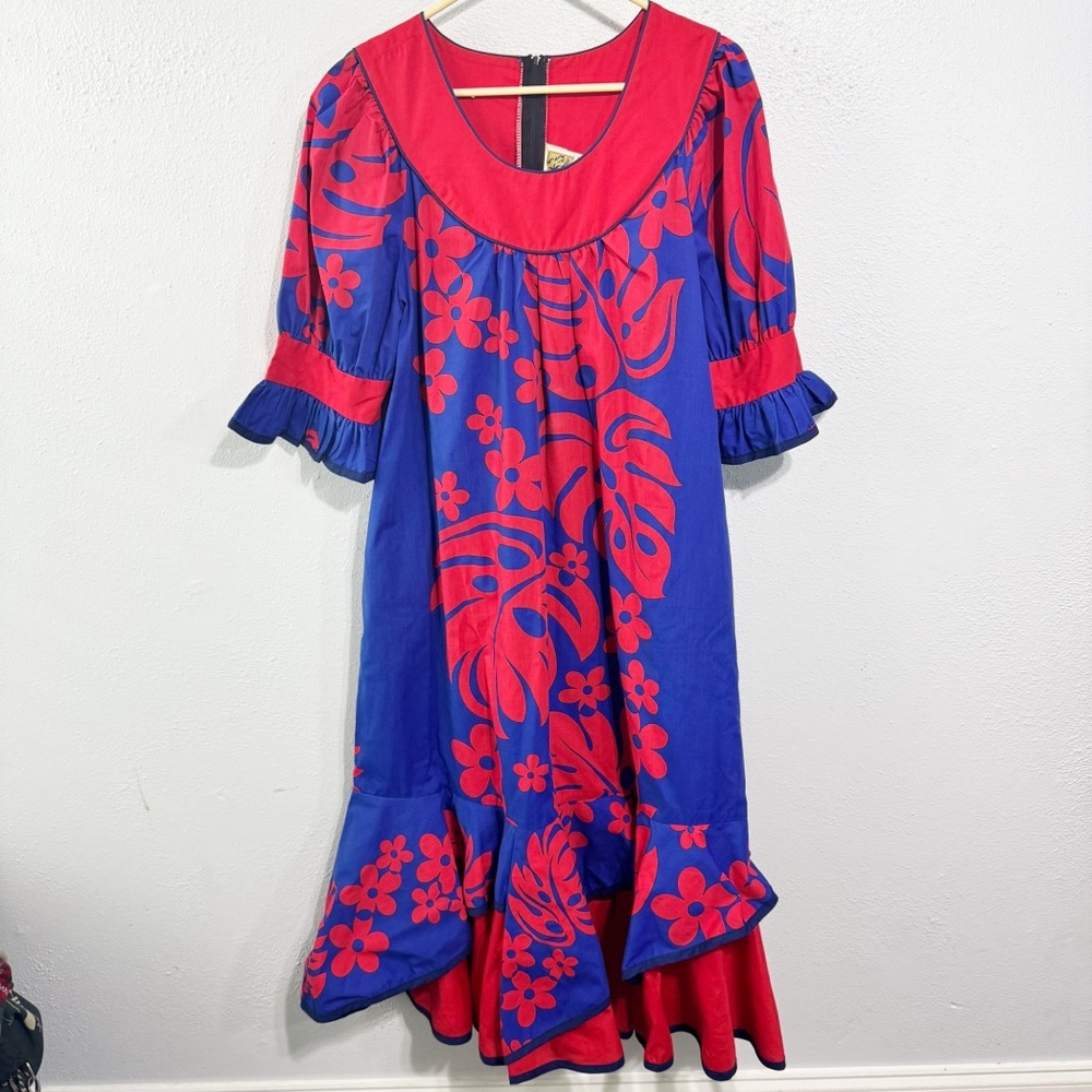 Winnie Fashion vintage Floral Blue and Red Midi Dress Hawaiian size large